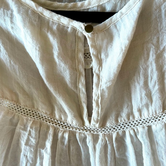 Babydoll Cream Tank top with ruffle sleeve - Picture 2 of 4